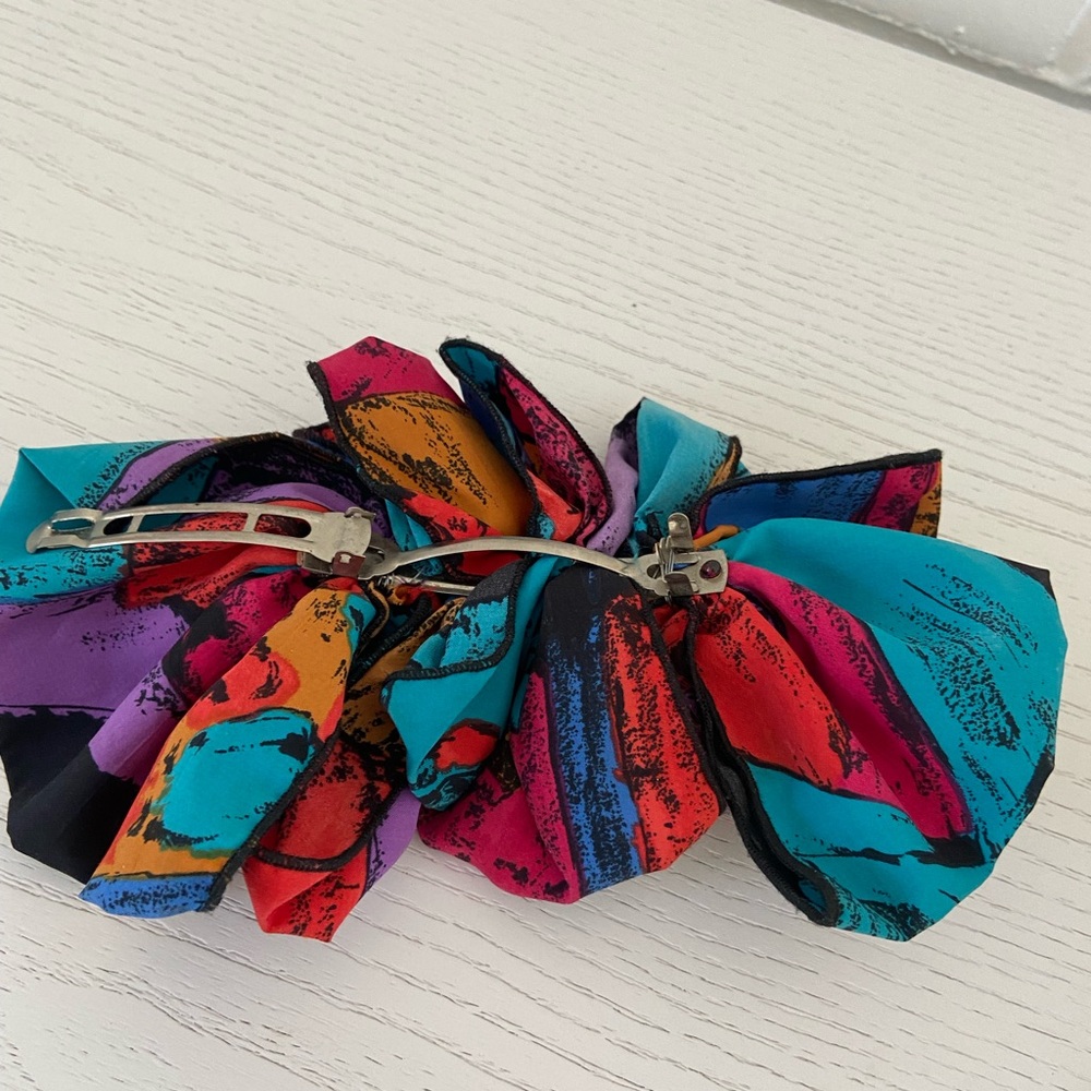 classic colorful retro 1980-2990 hair accessory bundle - hair claw clips - Picture 10 of 11